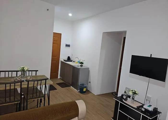 Cozy 2br Near J Park Apartment *