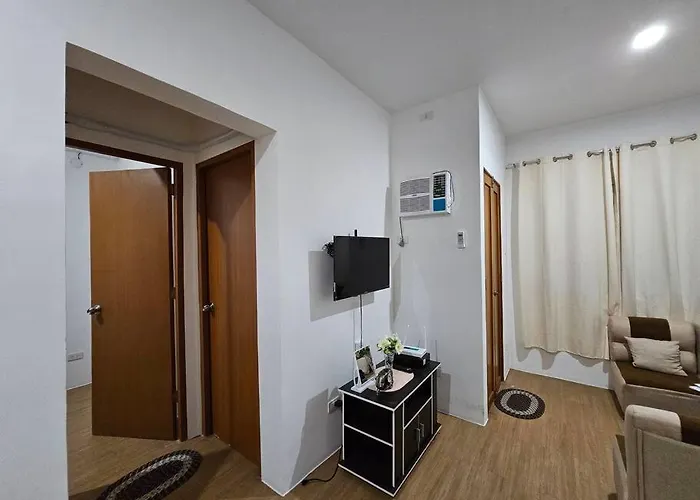Cozy 2br Near J Park Apartment *